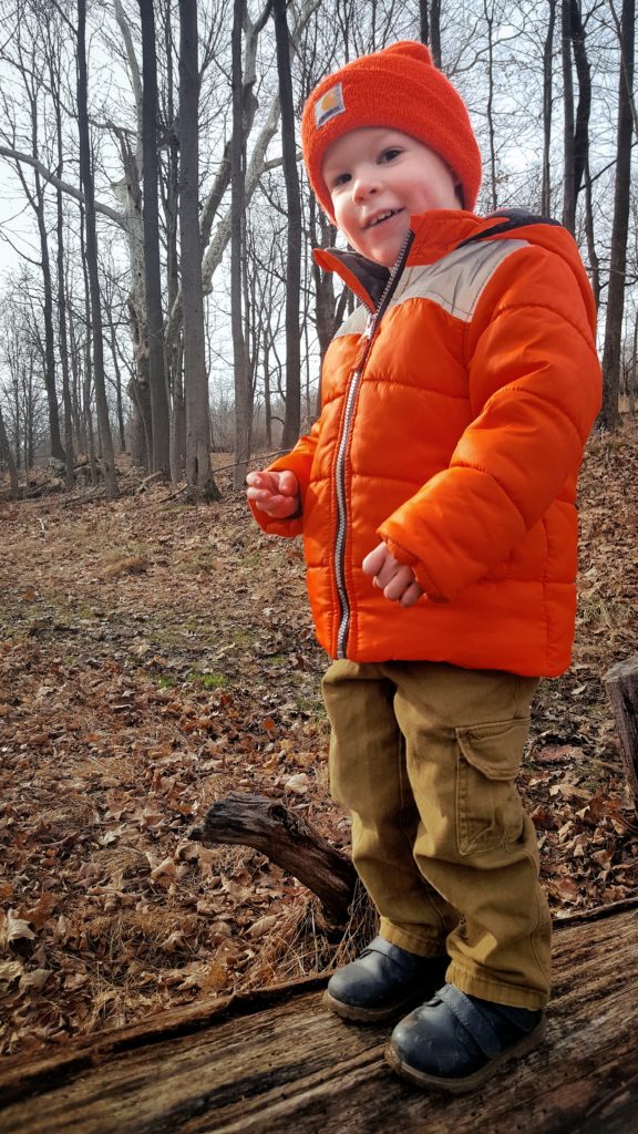 cold weather hiking things to do in the winter with a toddler