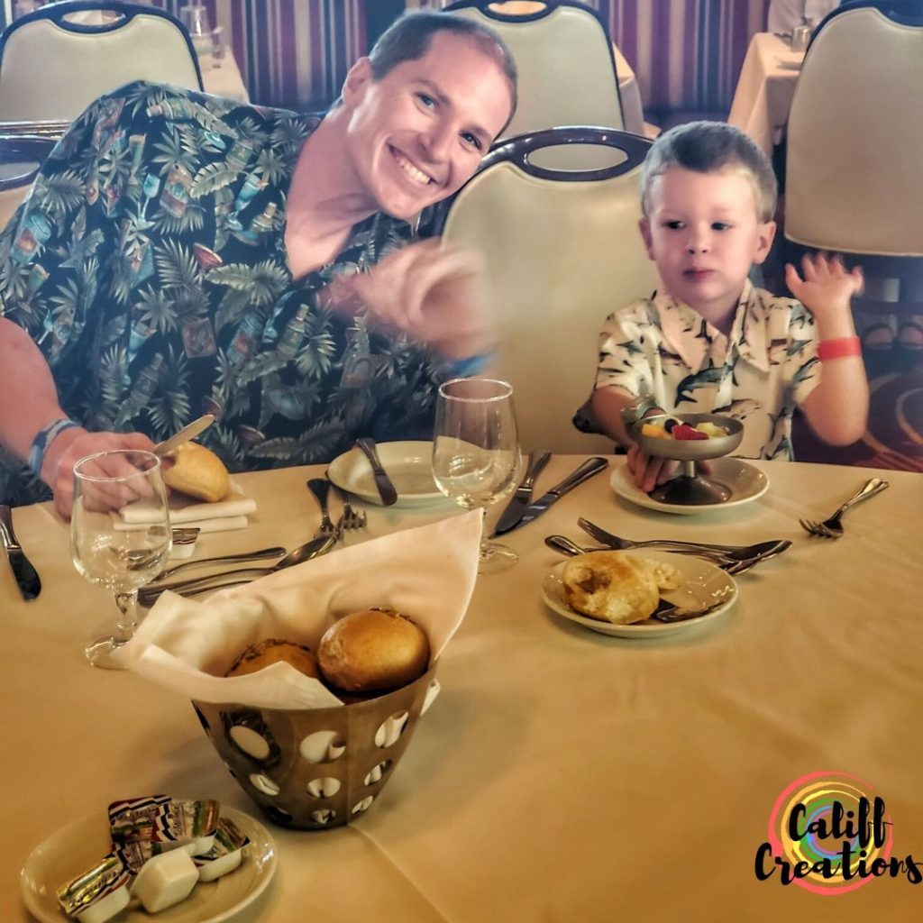 Eating at the main dining room while cruising with kids