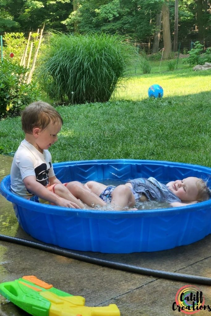 Summer Bath in the kiddie pool